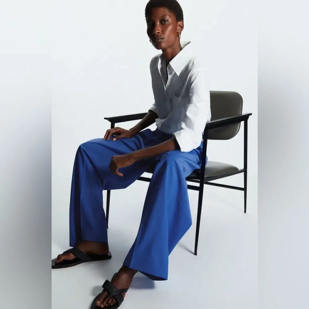 NWT COS Wide-Leg Pleated Wool Trousers in bright blue - Picture 3 of 11